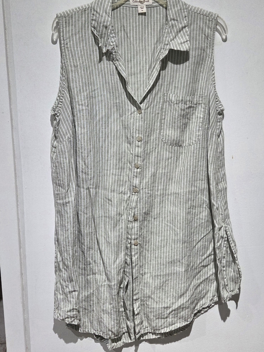 Sleeveless Button-Down Linen Gray Stripe